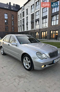Седан Mercedes-Benz C-Class 2003 в 
