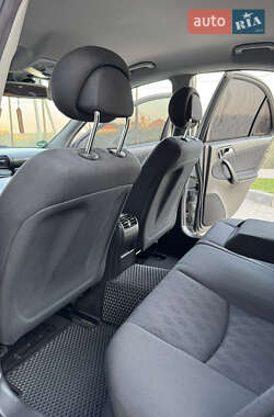 Седан Mercedes-Benz C-Class 2003 в 