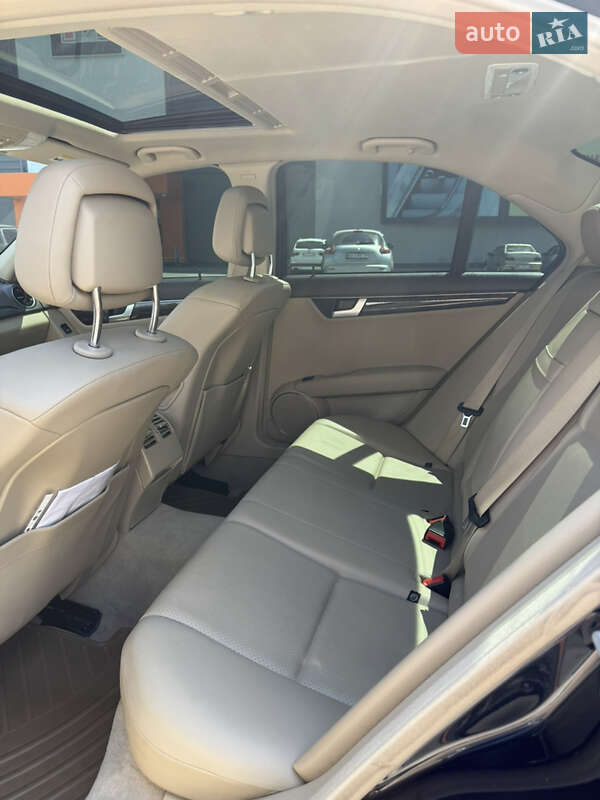 Седан Mercedes-Benz C-Class 2014 в Одесі
