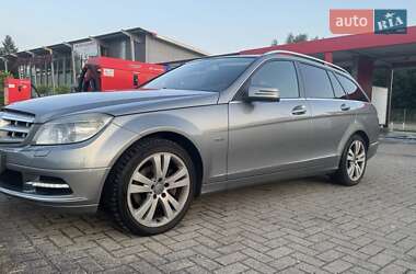 Универсал Mercedes-Benz C-Class 2010 в 