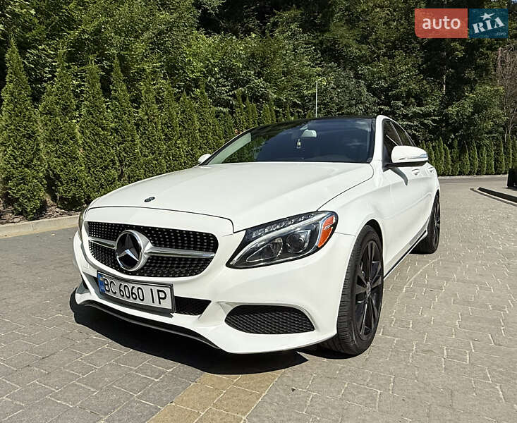 Седан Mercedes-Benz C-Class 2015 в Львове