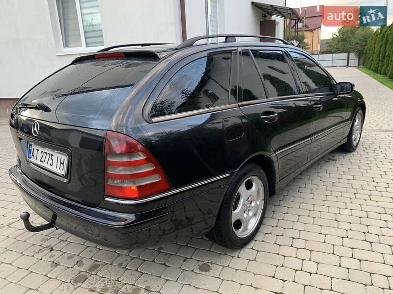 Универсал Mercedes-Benz C-Class 2002 в Ивано-Франковске