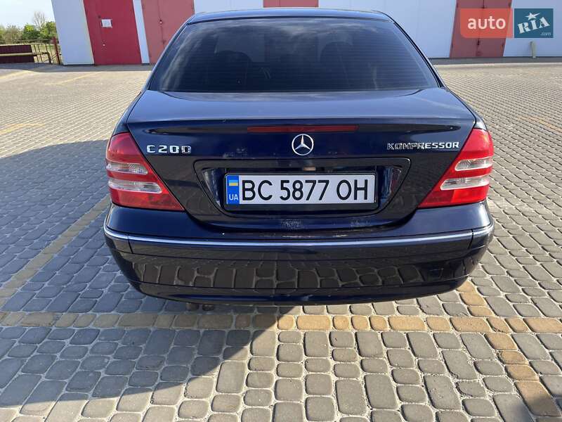 Седан Mercedes-Benz C-Class 2001 в Львове