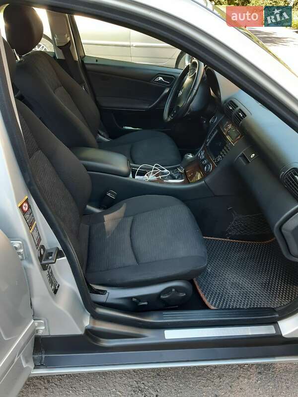 Седан Mercedes-Benz C-Class 2006 в Белой Церкви фото 11 Седан Mercedes-Benz C-Class 2006 в Белой Церкви