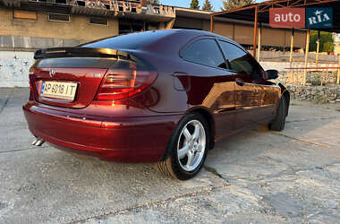 Купе Mercedes-Benz C-Class 2003 в 