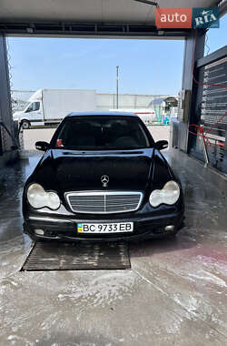 Седан Mercedes-Benz C-Class 2002 в 