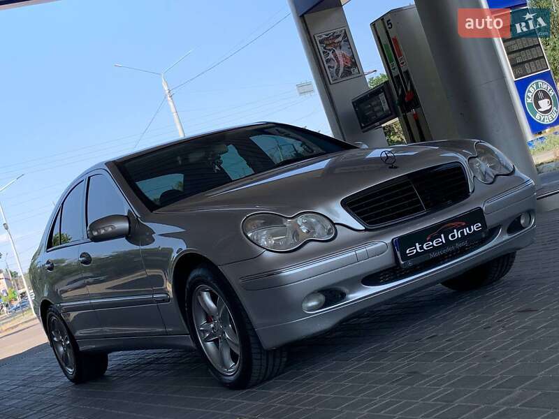 Mercedes-Benz C-Class 2003