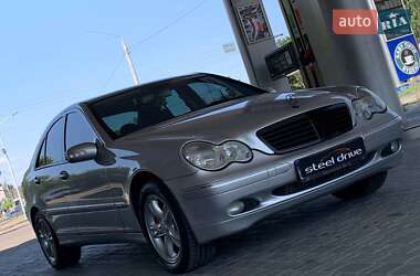 Седан Mercedes-Benz C-Class 2003 в 