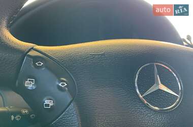Седан Mercedes-Benz C-Class 2003 в 