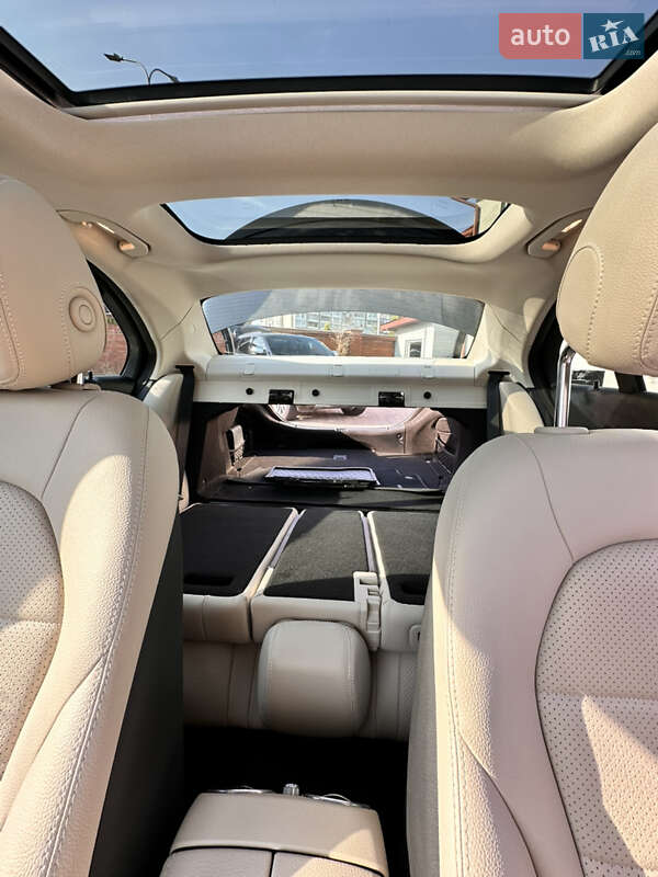 Седан Mercedes-Benz C-Class 2016 в Ивано-Франковске