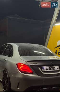 Седан Mercedes-Benz C-Class 2015 в 