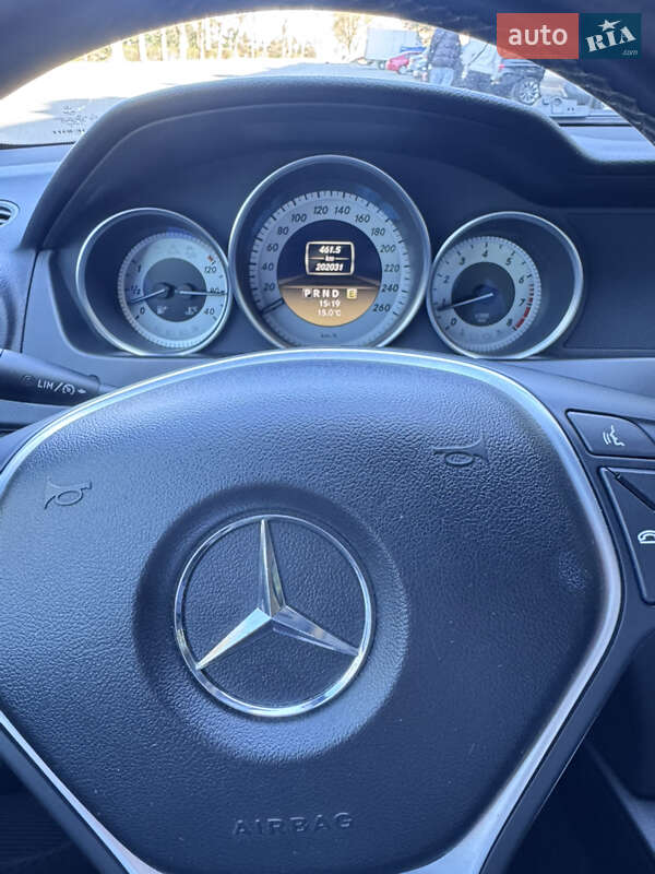 Седан Mercedes-Benz C-Class 2011 в Киеве