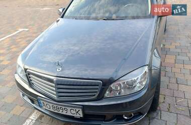 Универсал Mercedes-Benz C-Class 2010 в 