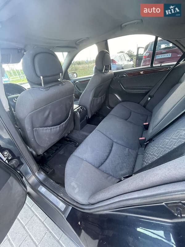 Седан Mercedes-Benz C-Class 2000 в Ивано-Франковске