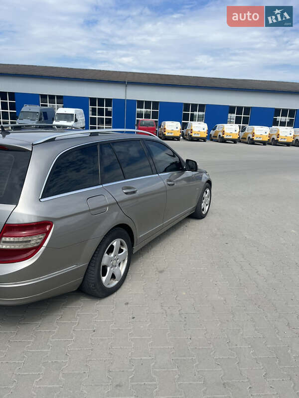 Универсал Mercedes-Benz C-Class 2008 в Ивано-Франковске