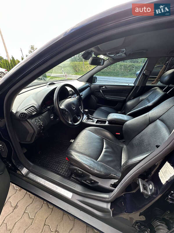 Универсал Mercedes-Benz C-Class 2002 в Яворове