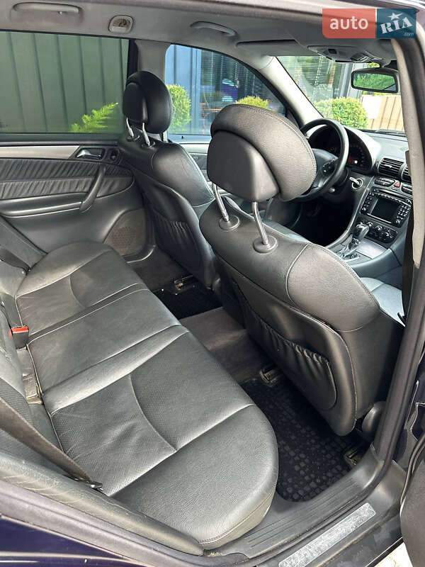 Универсал Mercedes-Benz C-Class 2002 в Яворове