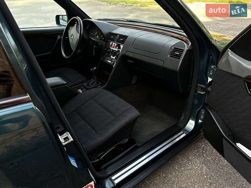 Седан Mercedes-Benz C-Class 1996 в Вінниці фото 18 Седан Mercedes-Benz C-Class 1996 в Вінниці