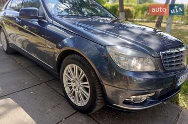 Седан Mercedes-Benz C-Class 2009 в 