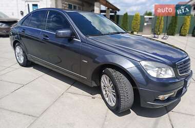 Седан Mercedes-Benz C-Class 2009 в 