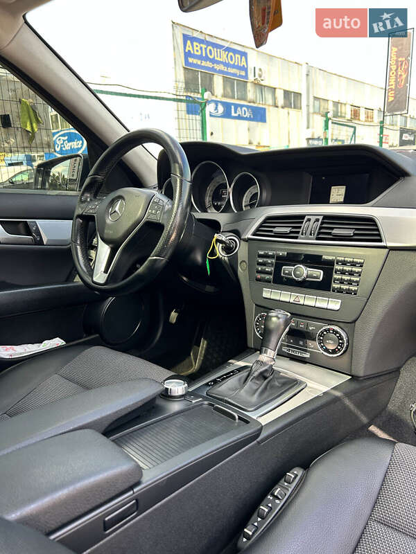Универсал Mercedes-Benz C-Class 2012 в Сумах