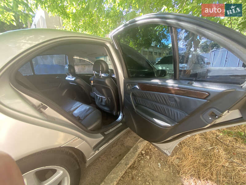 Седан Mercedes-Benz C-Class 2003 в Одессе фото 9 Седан Mercedes-Benz C-Class 2003 в Одессе