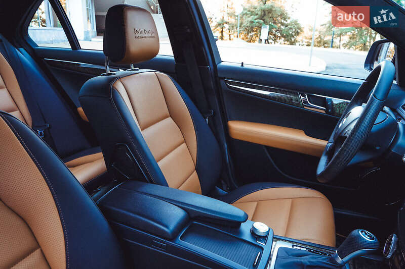 Седан Mercedes-Benz C-Class 2008 в Одессе