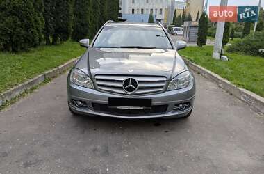 Универсал Mercedes-Benz C-Class 2009 в 