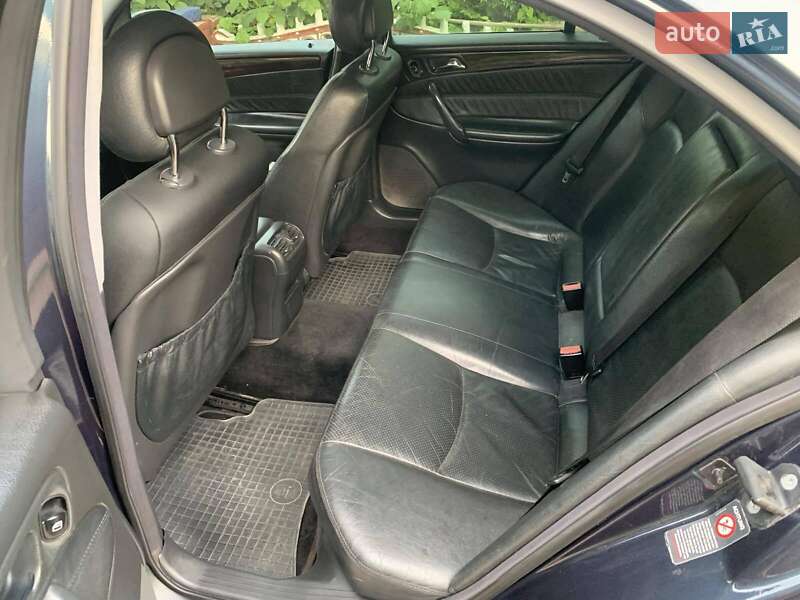 Седан Mercedes-Benz C-Class 2001 в Львове