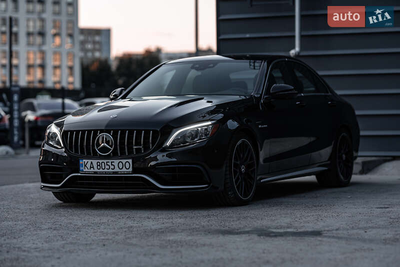 Седан Mercedes-Benz C-Class 2019 в Києві