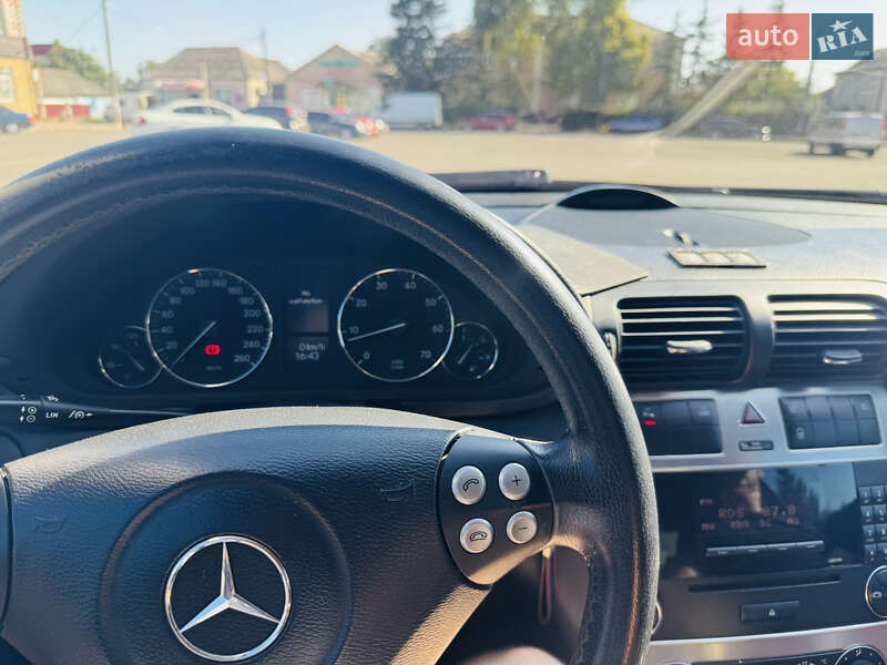 Купе Mercedes-Benz C-Class 2005 в Гайвороне
