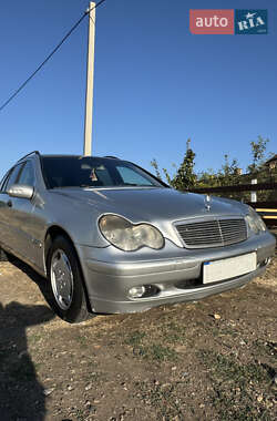 Универсал Mercedes-Benz C-Class 2003 в 