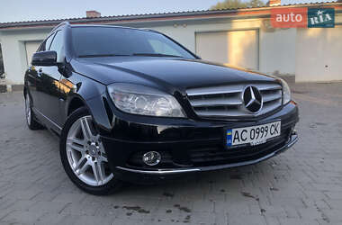Універсал Mercedes-Benz C-Class 2009 в Луцьку