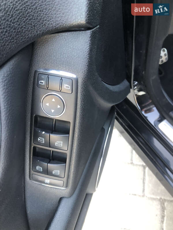 Универсал Mercedes-Benz C-Class 2009 в Луцке