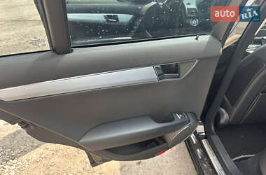 Седан Mercedes-Benz C-Class 2011 в 