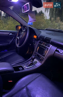 Седан Mercedes-Benz C-Class 2001 в 