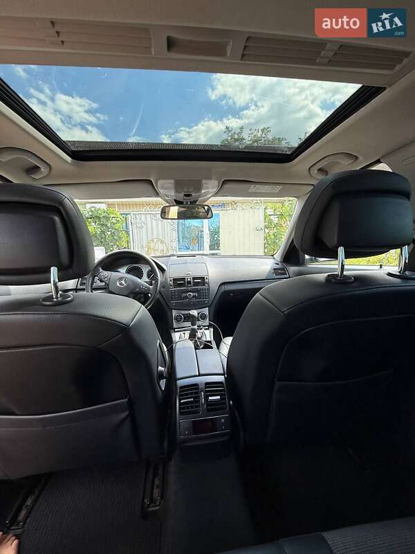 Седан Mercedes-Benz C-Class 2007 в Измаиле фото 23 Седан Mercedes-Benz C-Class 2007 в Измаиле
