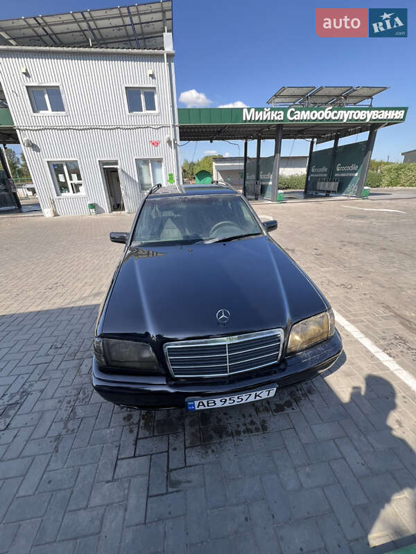 Универсал Mercedes-Benz C-Class 2000 в Виннице