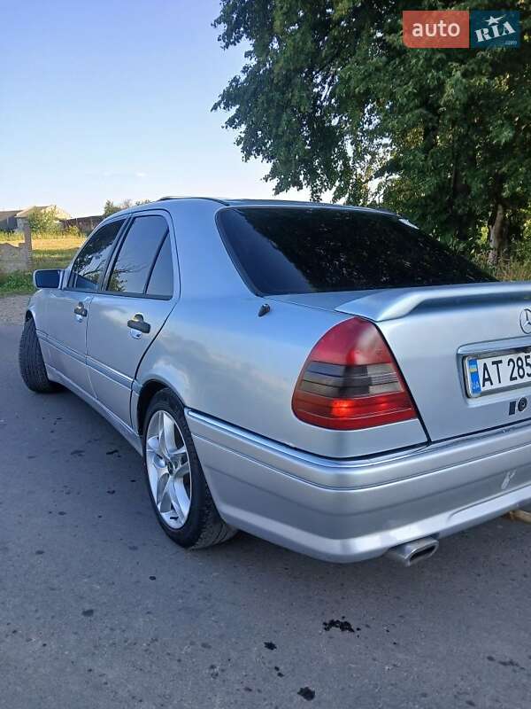 Седан Mercedes-Benz C-Class 1993 в Ивано-Франковске