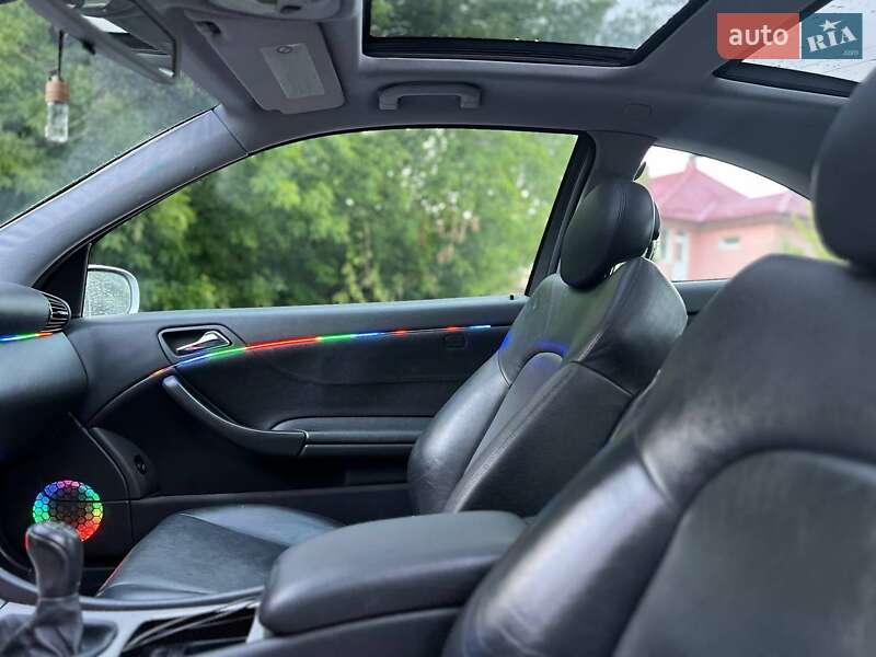 Купе Mercedes-Benz C-Class 2001 в Хмельницком