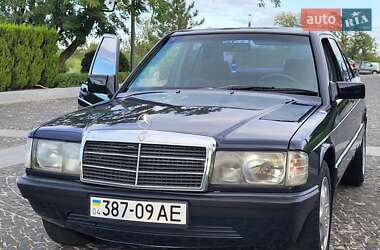 Седан Mercedes-Benz C-Class 1992 в 