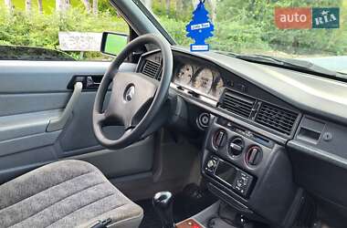 Седан Mercedes-Benz C-Class 1992 в 