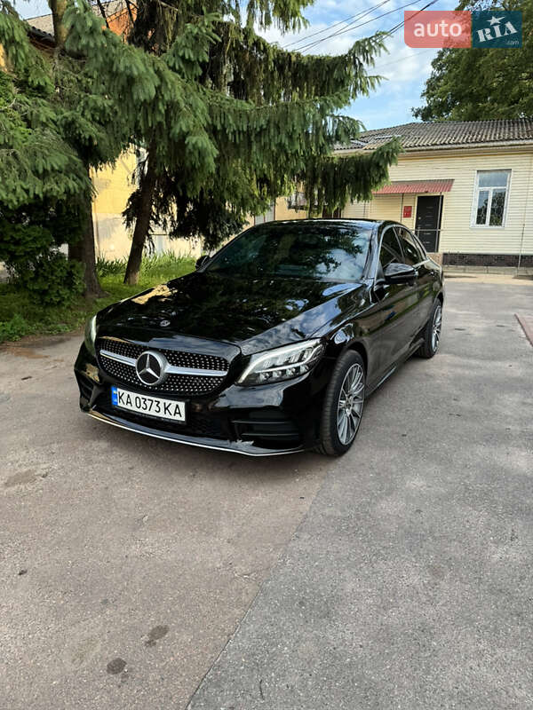 Mercedes-Benz C-Class 2019