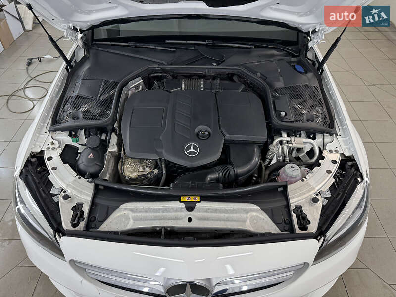 Седан Mercedes-Benz C-Class 2021 в Киеве