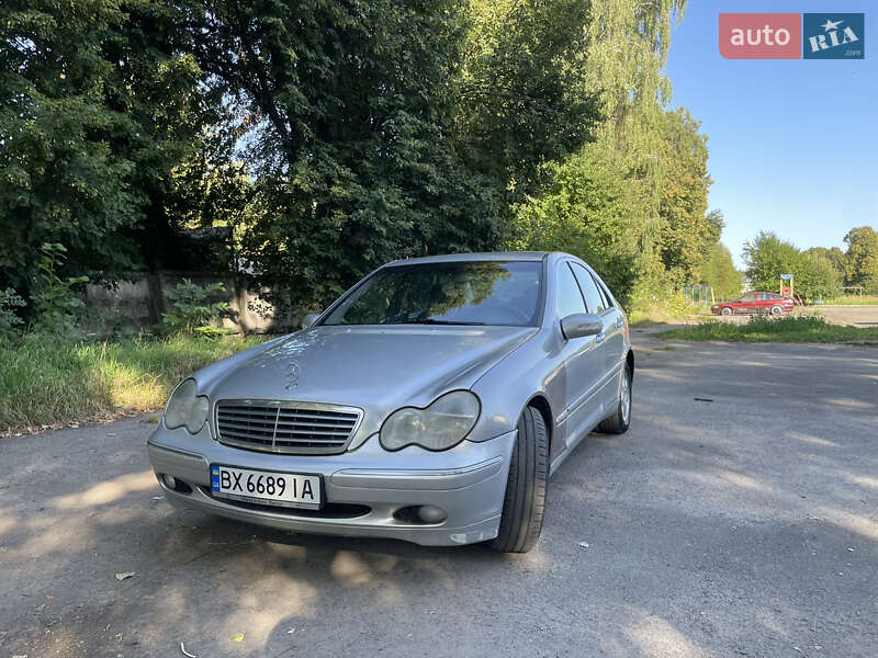 Mercedes-Benz C-Class 2002