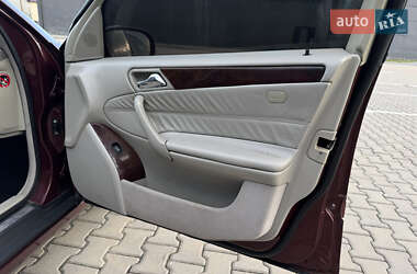 Седан Mercedes-Benz C-Class 2000 в 
