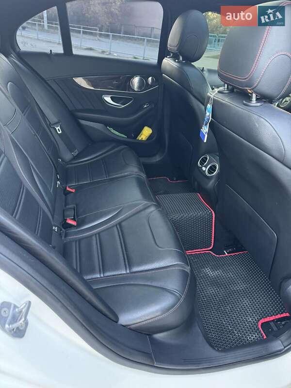 Седан Mercedes-Benz C-Class 2017 в Умани