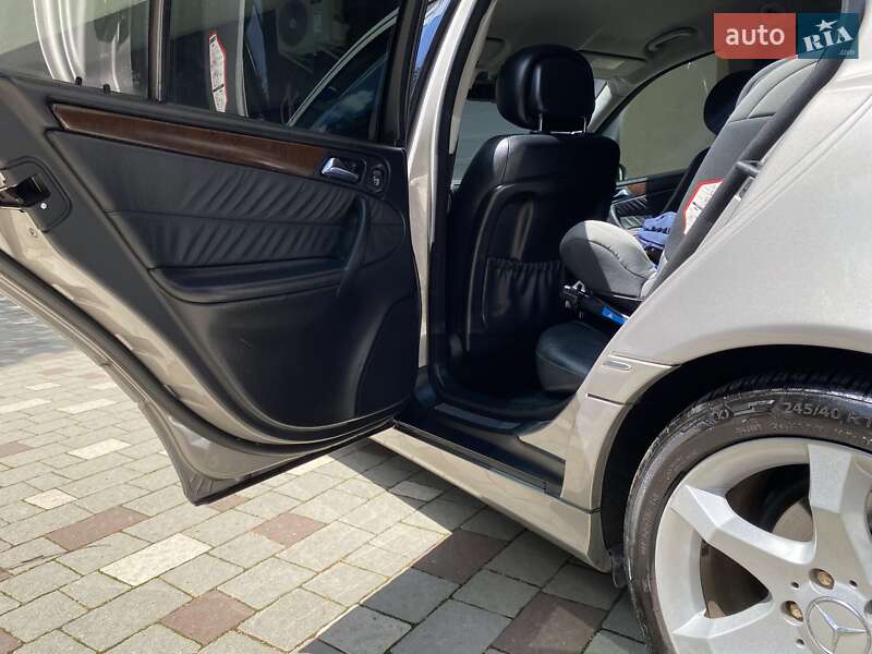 Универсал Mercedes-Benz C-Class 2006 в Кривом Роге