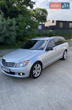 Універсал Mercedes-Benz C-Class 2009 в Снятині