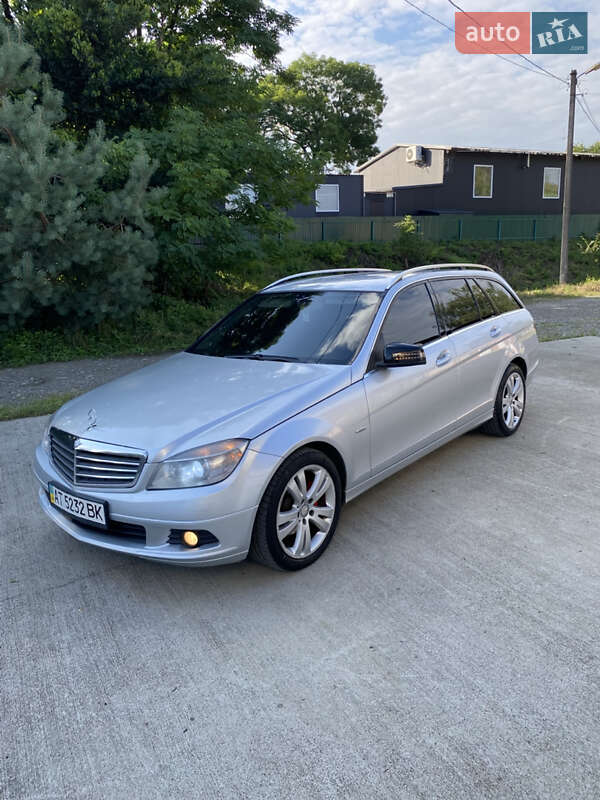Mercedes-Benz C-Class 2009